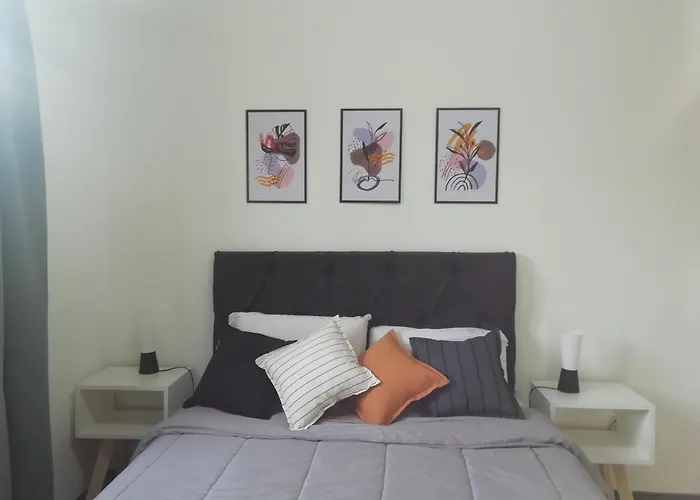 Clover Hostel